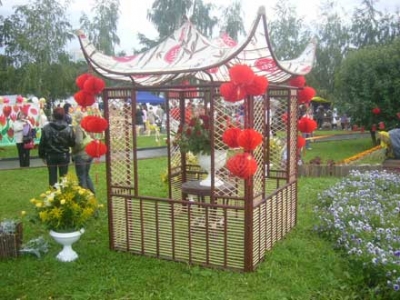 Беседка и плетень